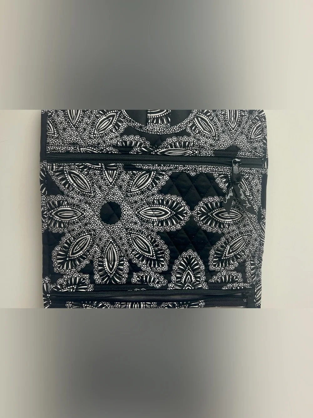 Vera Bradley hanging travel organizer in Blanco Bouquet